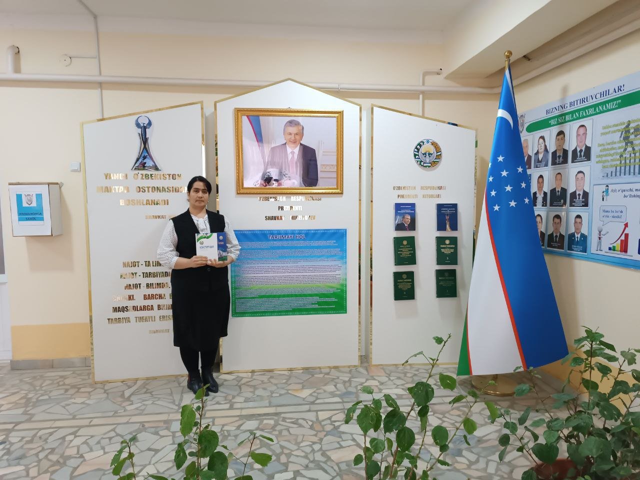 8 dekabr Konstitusiya bayramidan lavhalar